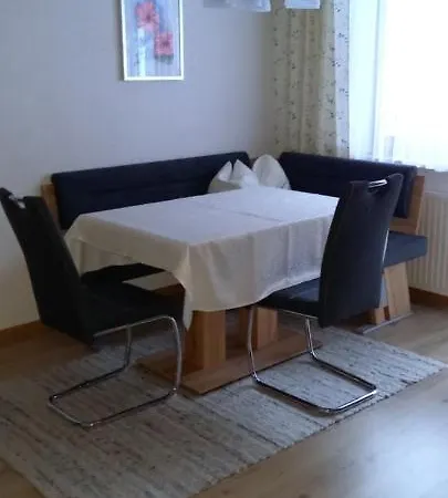 Konukevi Lackenhof 3*